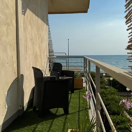 La Ventana Al Mar 3* 庞特卡格纳诺